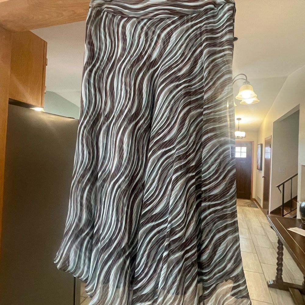 Jones New York Turquoise and Brown Zebra 100% Silk Midi Skirt